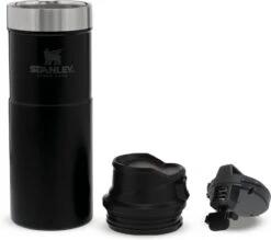 Stanley Trigger-Action Travel Mug 0.47L - Thermosfles - Matt Black -Keukenartikelen Series Winkel 1200x1063
