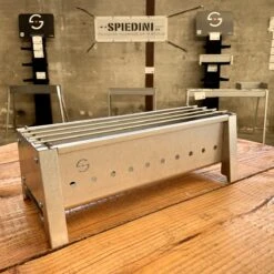 Spiedini Saté-bbq Bali 40 Mini - Kleine, Smalle Houtskoolbarbecue Met Horizontaal Rooster Voor Sate Of Andere Spiesjes - 40 Cm Lang, 11 Cm Breed, 14 Cm Hoog - Ideaal Voor Tuin- Of Open Haard, Of Balkon - Materiaal: Gealuminiseerd Ijzer -Keukenartikelen Series Winkel 1200x1200 1015