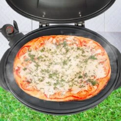 KitchenBrothers Elektrische BBQ - Met Grillplaat - Anti-aanbaklaag - Incl. Plank/Houders - Grilloppervlak 46,5x33,8cm - Tot 300°C - 2400W - Zwart -Keukenartikelen Series Winkel 1200x1200 1048