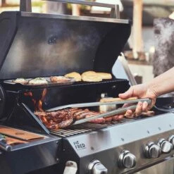 Burnhard Gas BBQ Big FRED Deluxe - 4 Branders - Incl. Keramische Infraroodbrander & Afdekhoes - Deluxe -Keukenartikelen Series Winkel 1200x1200 1067