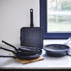 BK Universe Grillpan 26x26 Cm - Inductie - Anti-aanbak - PFAS-vrij -Keukenartikelen Series Winkel 1200x1200 108