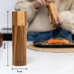Deleca Luxe Peper En Zoutmolen Set - Zout / Pepermolen - Handmatig - Met Navul Lepel & Geschenkdoos - Acacia Hout - Rond 23 Deleca Luxe Peper En Zoutmolen Set - Zout / Pepermolen - Handmatig - Met Navul Lepel & Geschenkdoos - Acacia Hout - Rond -Keukenartikelen Series Winkel 1200x1200 1202