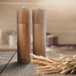 Dieux® - Peper En Zoutmolen Set - Cilinder Vorm - 22CM - Zout Peper Kruiden - 2 Stuks - Acacia Hout - Instelbare Maalgraad - Duurzaam - Luxe Kwaliteit - Hervulbaar - Pepermolen - Zoutmolen - BBQ Accesoires - Pasen 13 Dieux® - Peper En Zoutmolen Set - Cilinder Vorm - 22CM - Zout Peper Kruiden - 2 Stuks - Acacia Hout - Instelbare Maalgraad - Duurzaam - Luxe Kwaliteit - Hervulbaar - Pepermolen - Zoutmolen - BBQ Accesoires - Pasen -Keukenartikelen Series Winkel 1200x1200 1208