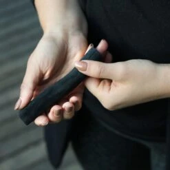 Black + Blum Binchotan Active Charcoal For Eau Good Water Bottles 4-pack -Keukenartikelen Series Winkel 1200x1200 677