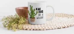 Mok - Koffiemok - Spreuken - Quote - 'Kak Dus Dat Je Weggaat' - Baan - Mokken - 350 ML - Beker - Koffiemokken - Theemok - Mok Met Tekst -Keukenartikelen Series Winkel 1200x557 2