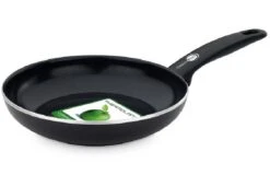 GreenPan Cambridge Koekenpan 30cm - Zwart - Inductie - PFAS-vrij -Keukenartikelen Series Winkel 1200x775
