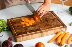 VDN Professionele Snijplank Acacia Hout Met Sapgeul En Handvatten – Hakblok 26x38x3.5 Cm -Keukenartikelen Series Winkel 1200x799 104