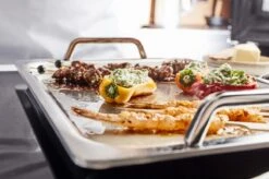 Demeyere Specialties 5 Teppanyaki - Plancha - Bakplaat - 39cm X 27cm 11 Demeyere Specialties 5 Teppanyaki - Plancha - Bakplaat - 39cm X 27cm -Keukenartikelen Series Winkel 1200x799 85