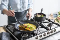 GreenPan Memphis Keramische Koekenpannenset - Ø24 + Ø28 Cm - PFAS-vrij -Keukenartikelen Series Winkel 1200x800 38