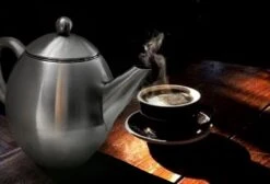 Vaja Valerie - Theepot Met Filter - Dubbelwandig - RVS - 1.2L 33 Vaja Valerie - Theepot Met Filter - Dubbelwandig - RVS - 1.2L -Keukenartikelen Series Winkel 1200x817 3