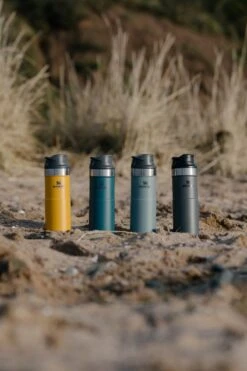 Stanley The Trigger-Action Travel Mug 0,35L Lagoon -Keukenartikelen Series Winkel 800x1200 19