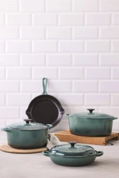 Le Creuset Braadpan Signature Ocean ø 26 Cm / 5.3 Liter -Keukenartikelen Series Winkel 806x1200